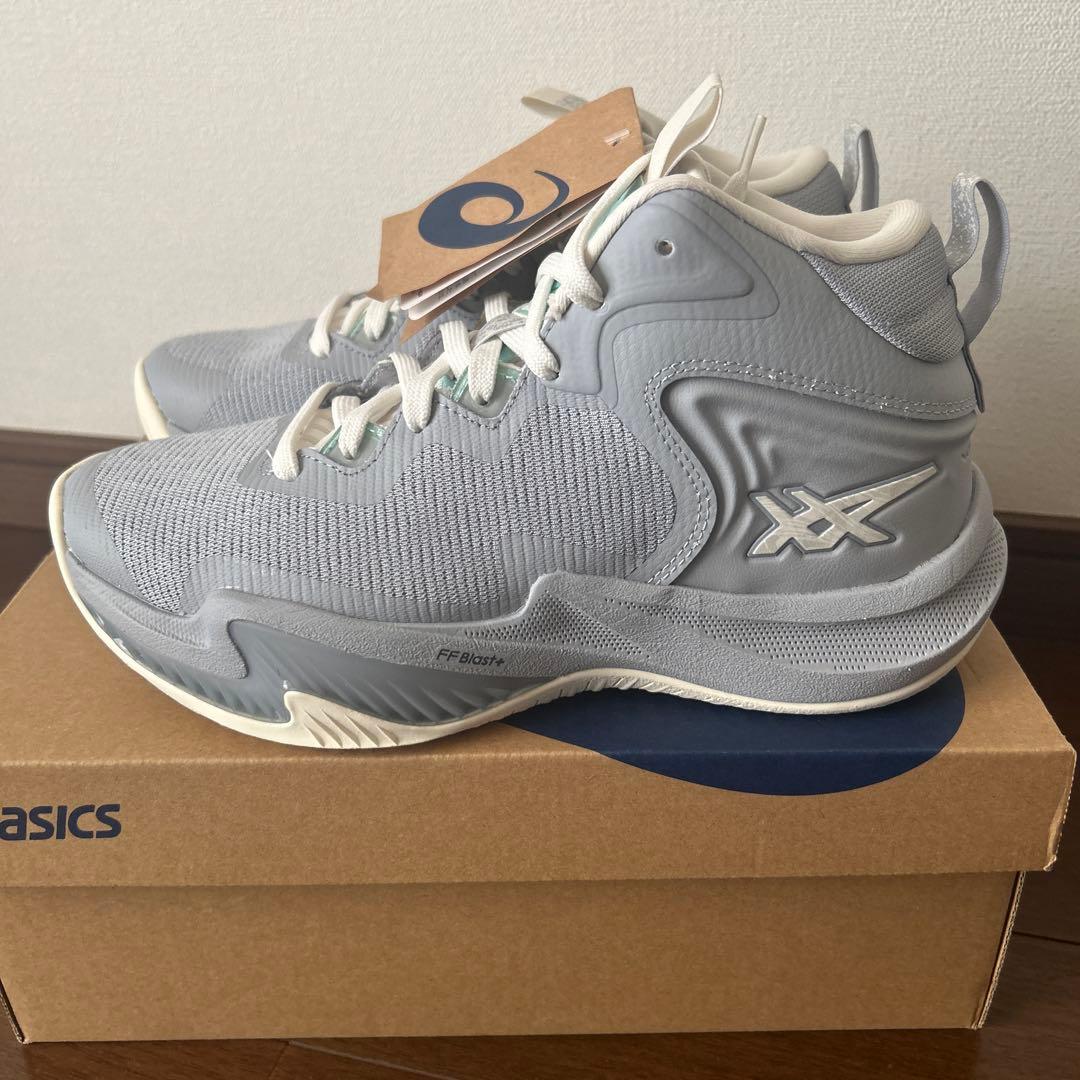 ASICS バスケットシューズ グレー