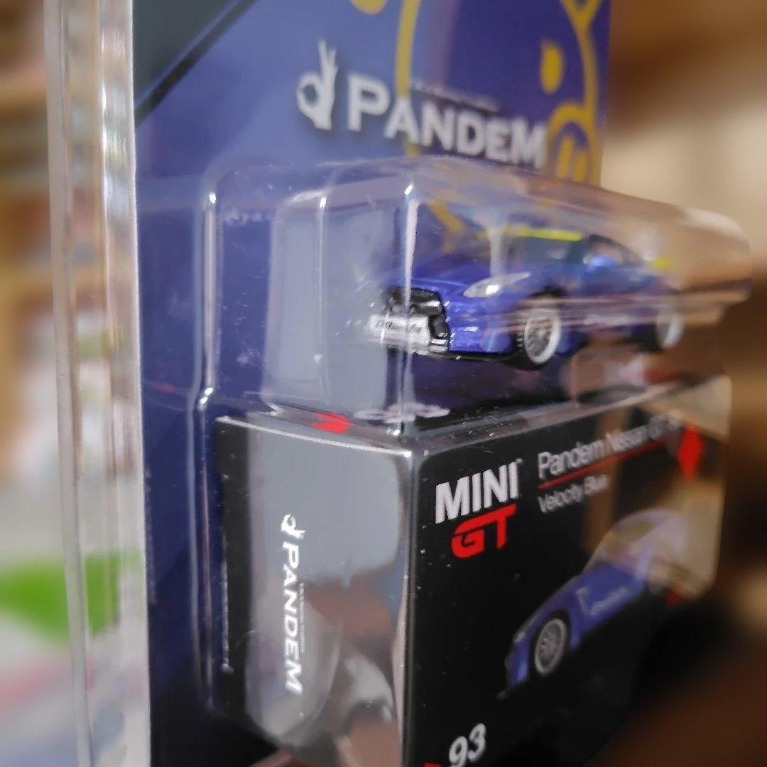 ミニカー MINI GT Pandem Nissan GT-R Velocity Blue