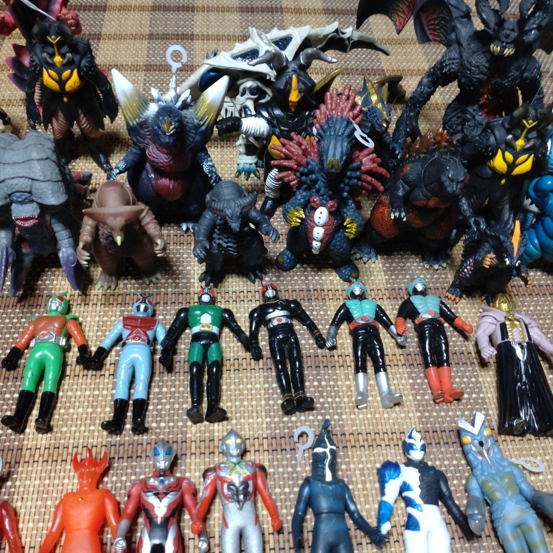 ウルトラマン　ウルトラ怪獣　仮面ライダー　ソフビ大量セット