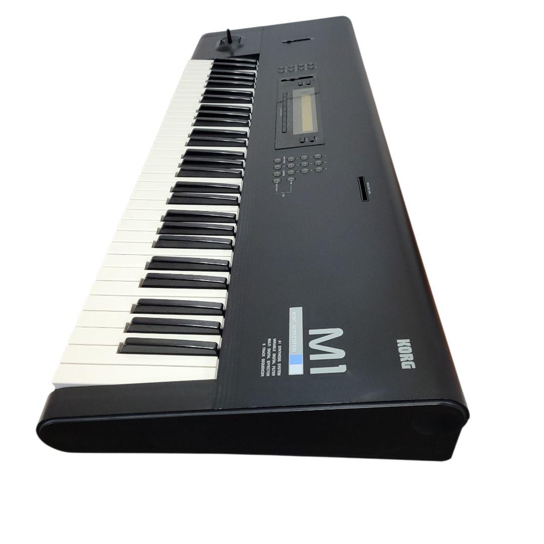 希少 KORG コルグ シンセサイザー ミュージックワークステーション M1