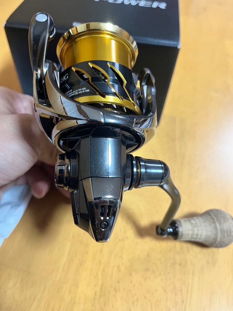 シマノ　20ツインパワー2500shg