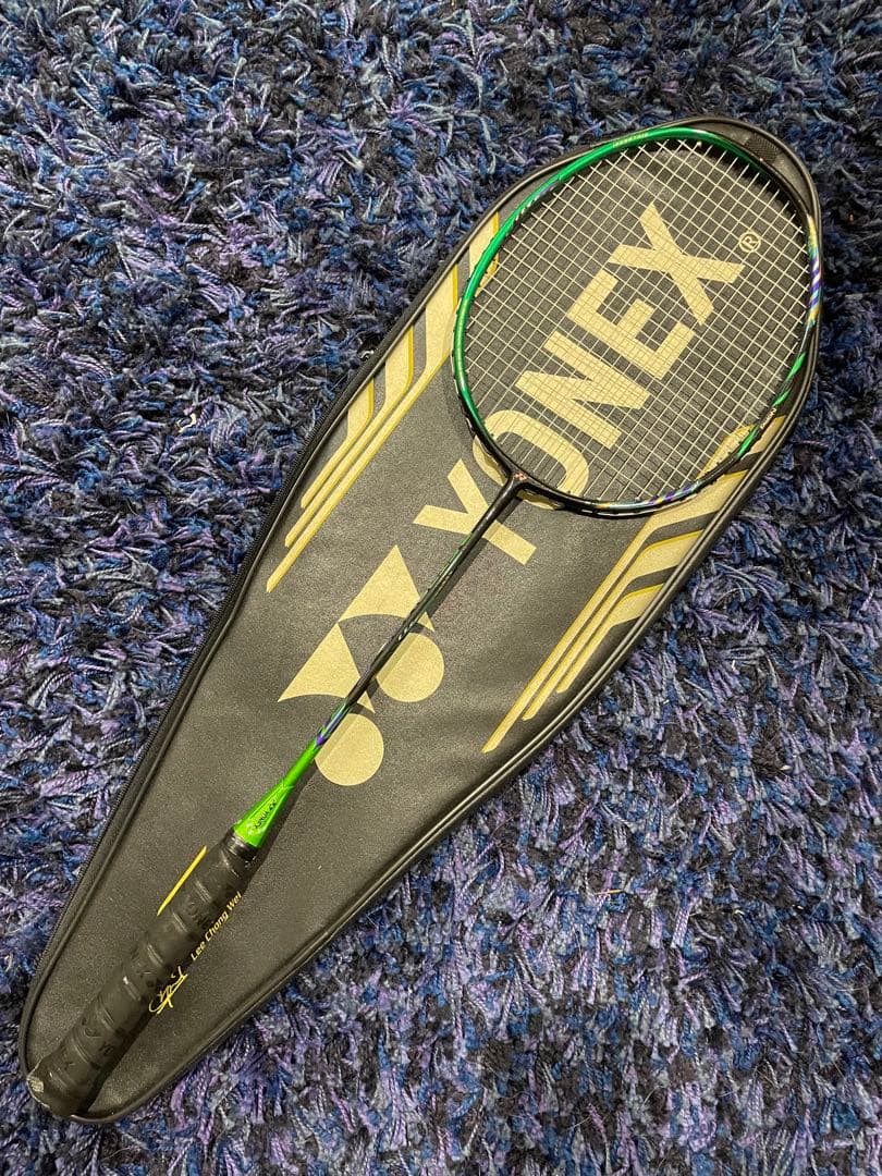 アストロクス99LCWリーチョンウェイYONEX バドミントンラケット廃盤　希少
