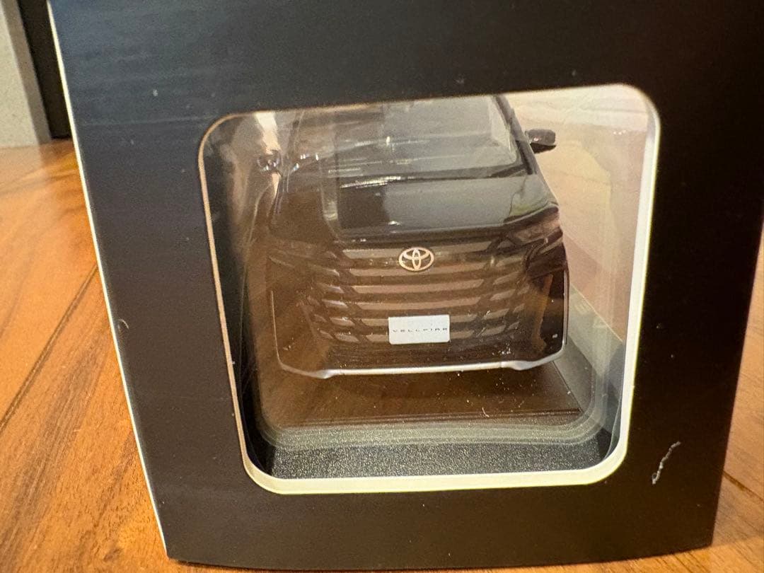 トヨタ VELLFIRE ミニカー 黒202 30/1 スケール
