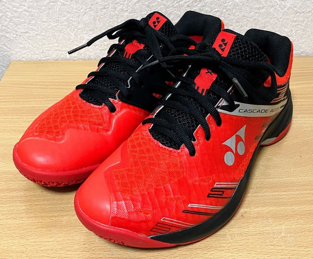 ★ほぼ未使用！YONEX ヨネックス パワークッション カスケード アクセル