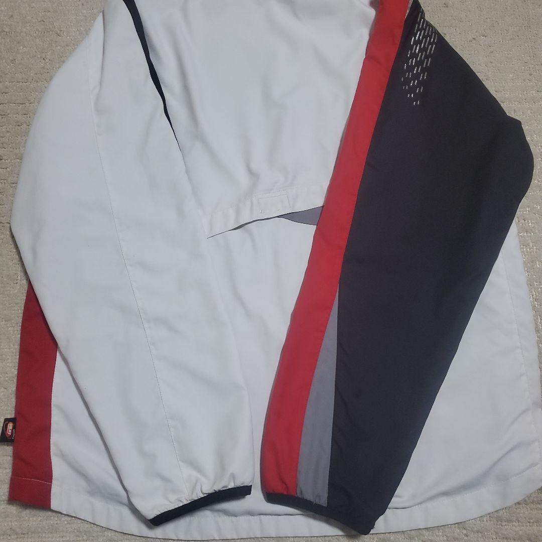YONEX　ナイロンジャケット　ダブルヒートカプセル素材　メンズO