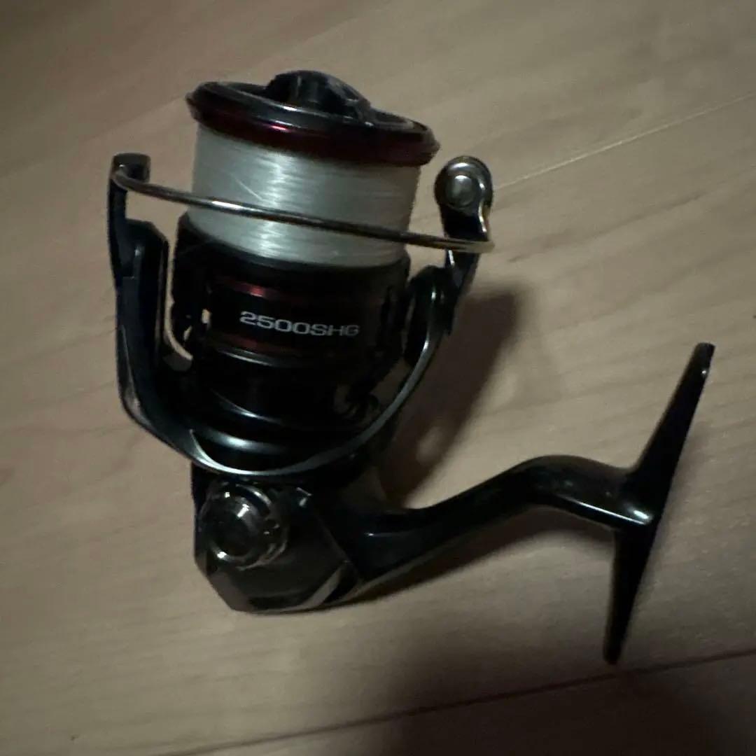 ヴァンフォード　2500SHG スピニングリール　SHIMANO バス釣り