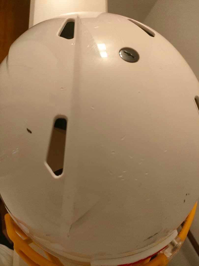 アメリカンフットボールのヘルメット