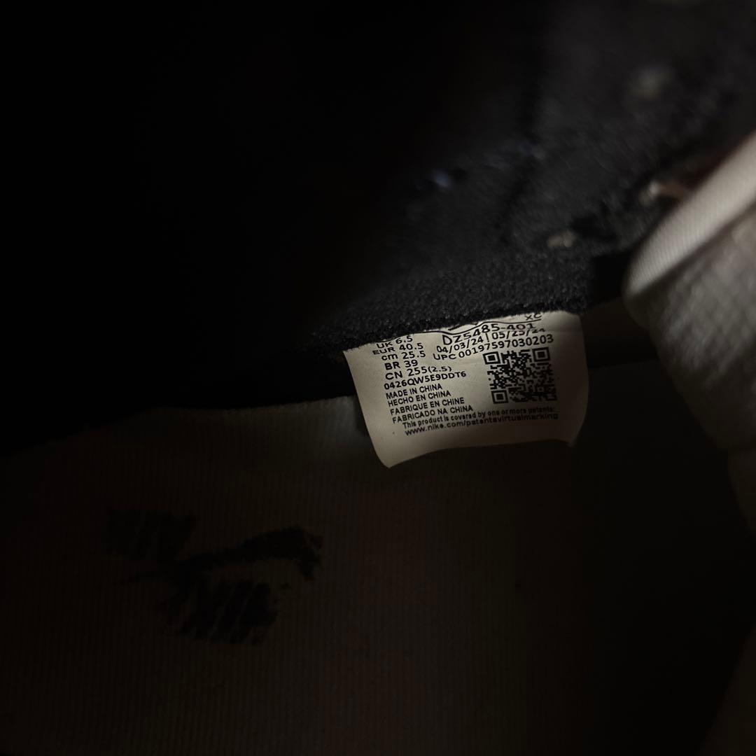 さよみNIKEエアジョーダン1ハイカット MidnightNavy