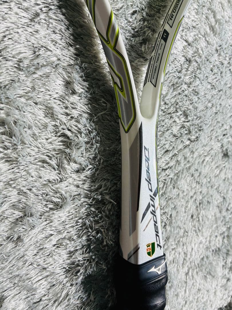 【美品】MIZUNO ディープインパクトZフォワード定価20000円 軟式テニス