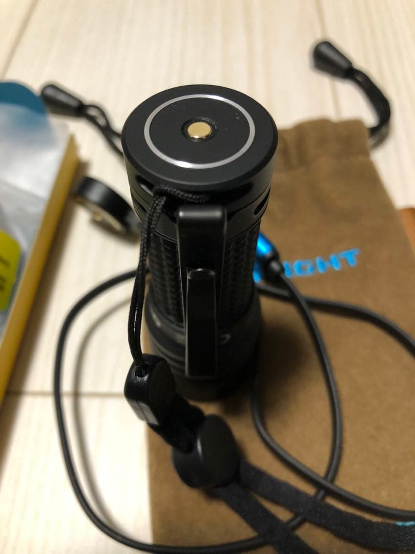ライト・ランタン OLIGHT Baton Turbo