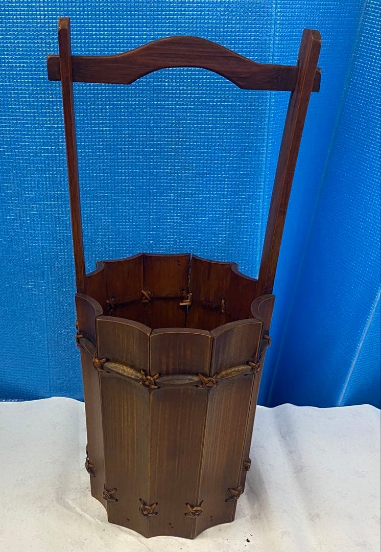 花器民芸品　小物竹かご彫刻手桶花れ◆ドライフラワー花瓶になります。