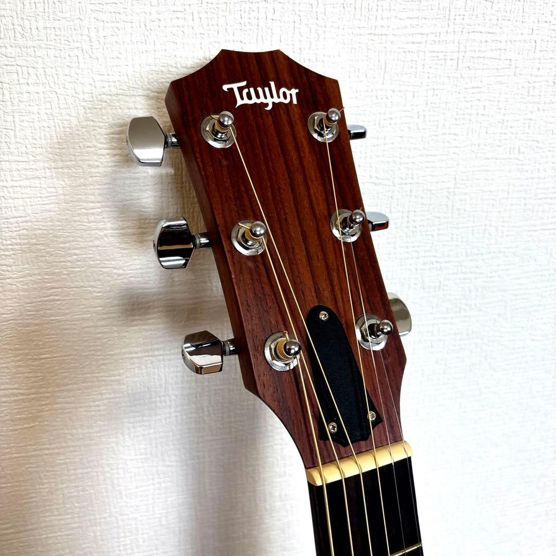 【取引成立済】Taylor アコースティックギター 214e
