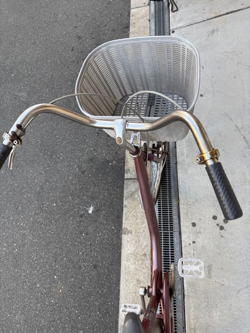 203 自転車 大阪市 【引取り限定】 美品 24インチ 足元乗りやすい
