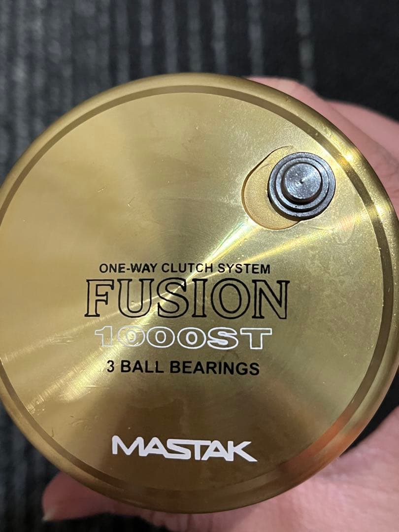 FUSION 3ボールベアリング リール ゴールド