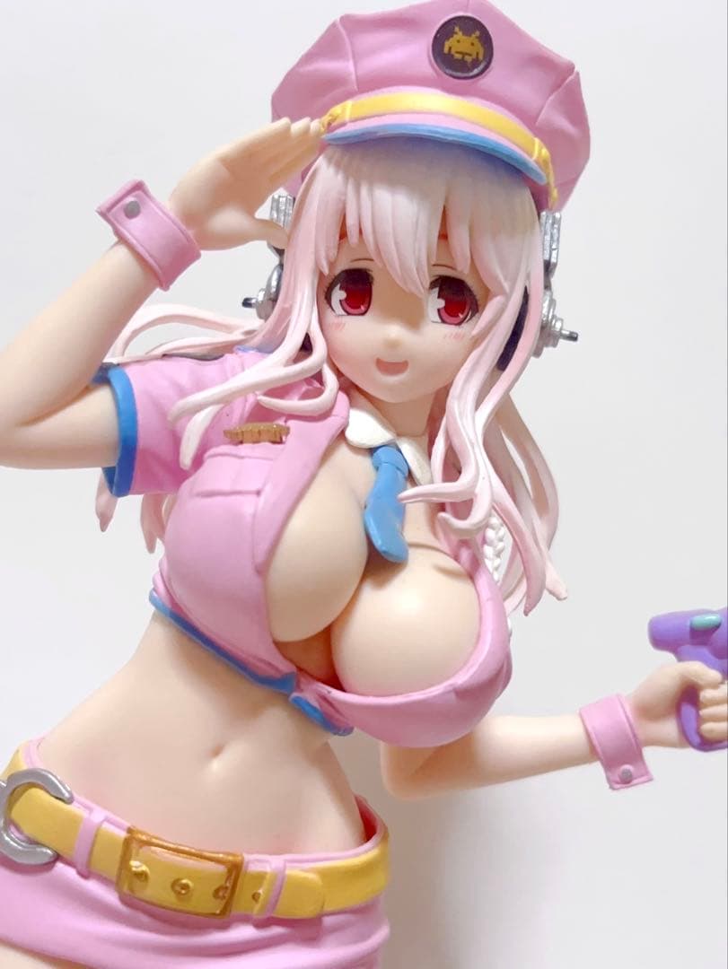 すーぱーそに子 フィギュア プライズ ピンク スペースポリス 警官