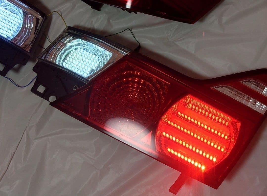 10 アルファード 後期 アクリル LED テールランプ 純正