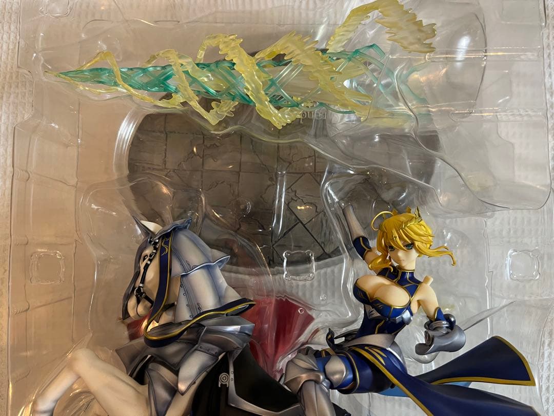 FGO フェイトグランドオーダー　ランサー アルトリア・ペンドラゴン フィギュア