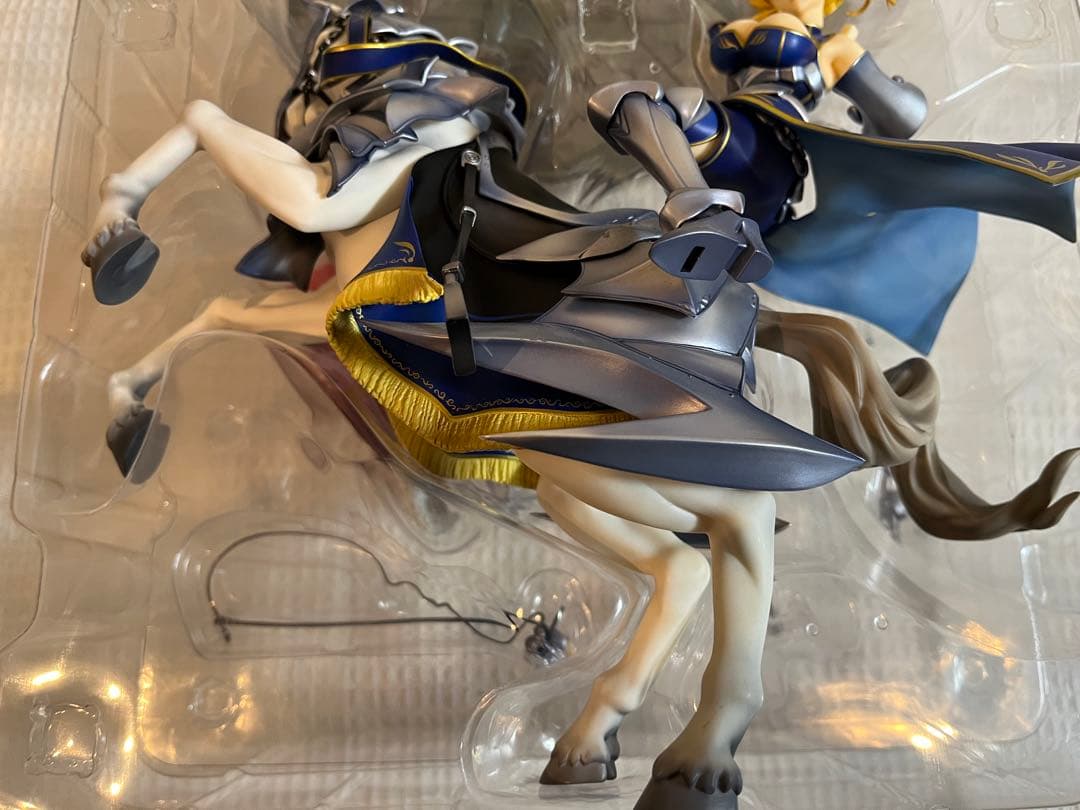 FGO フェイトグランドオーダー　ランサー アルトリア・ペンドラゴン フィギュア