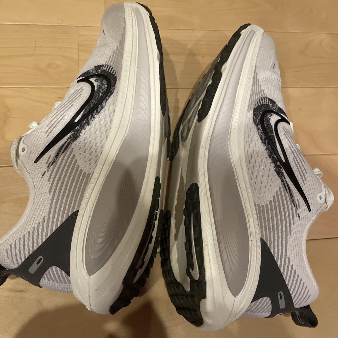 Nike Zoom ボメロ18スニーカー 24cm
