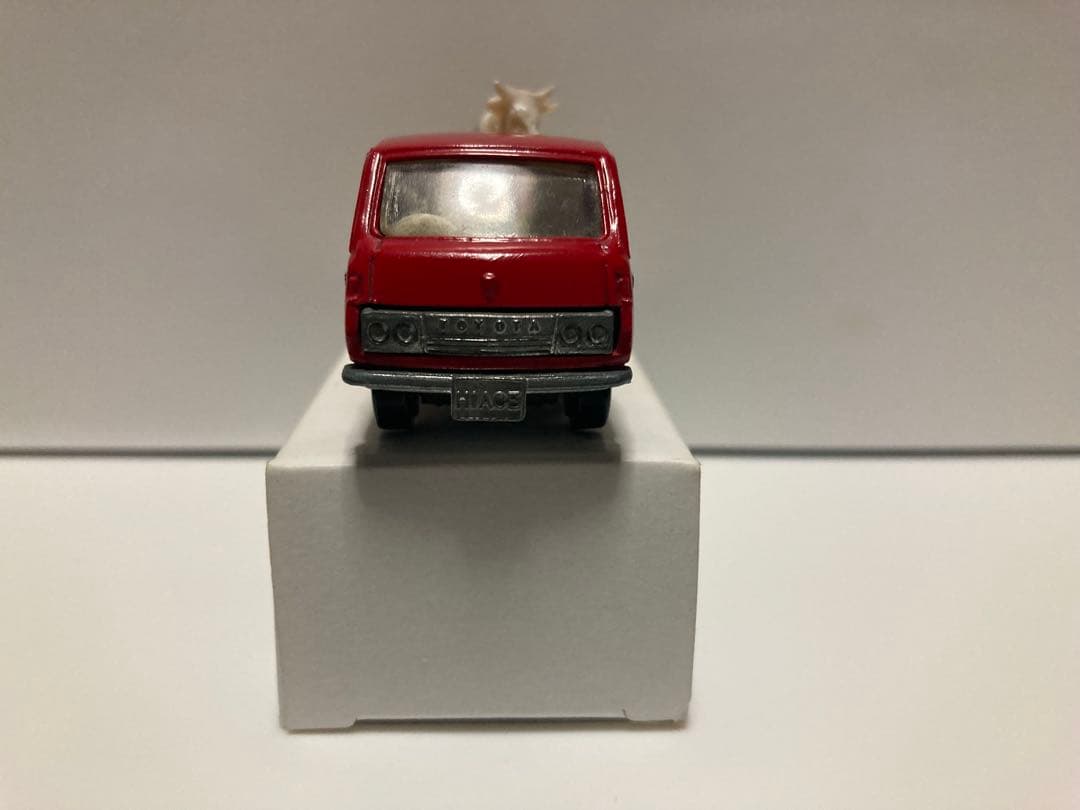 トミカ　日本製　ハイエース　牧場トラック　牛付き　当時物