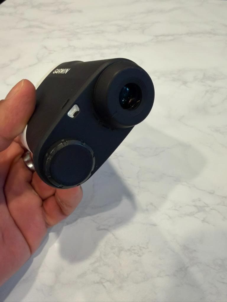 GARMIN APPROACH Z30 ゴルフ用距離計 専用ケース付き