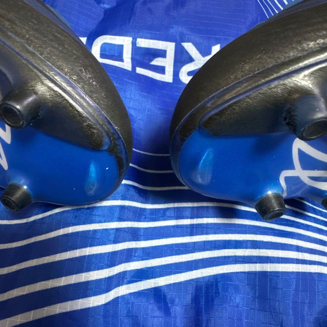 adidas スパイクシューズ プレデター　AGソール ベリンガムモデル