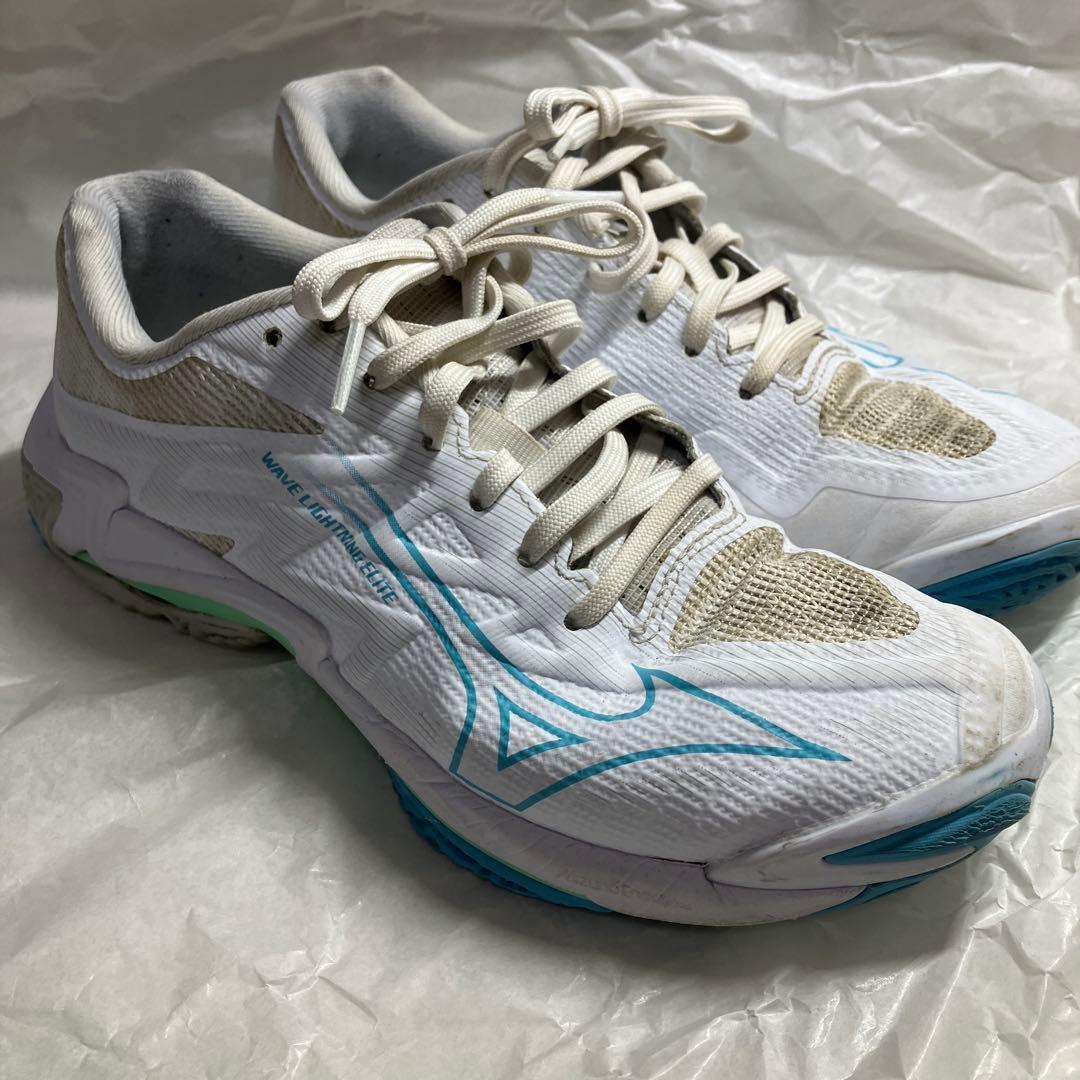 バレーボールシューズ ウエーブライトニング エリート V1GA260056
