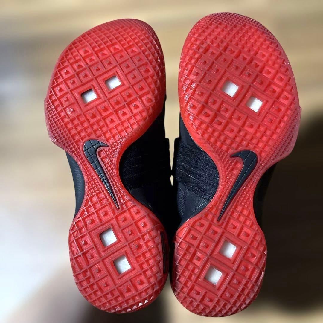 シューズ(男性用) NIKE LeBron Zoom Soldier 10