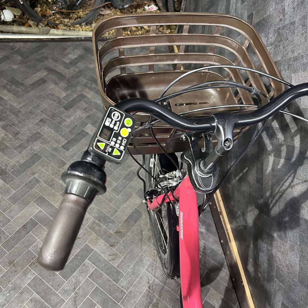 電動アシスト自転車 ピンク 前面バスケット付き
