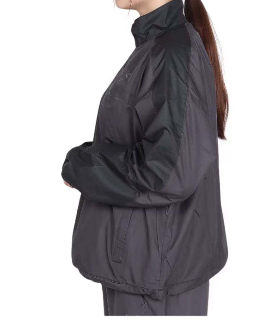 NIKE ナイキ　レディース ウインドジャケット　ハーフジップ　フリース新品　M