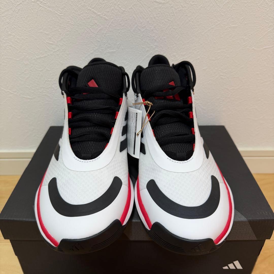 adidas バッシュ　バウンス レジェンズ　バスケ　白　黒赤　28.5cm新品