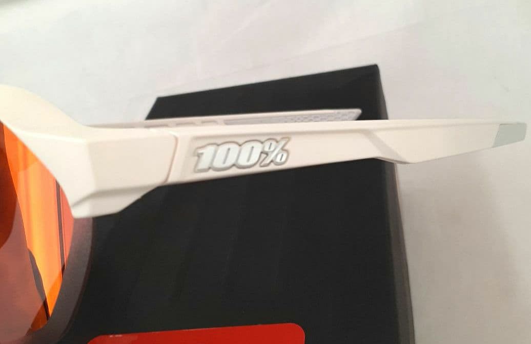 100% S2 ホワイト レッド ワンハンドレッド サングラス