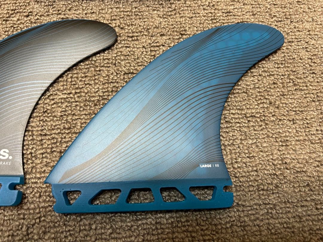 FUTURESフューチャーフィン RTM HEX LEGACY RAKE R8