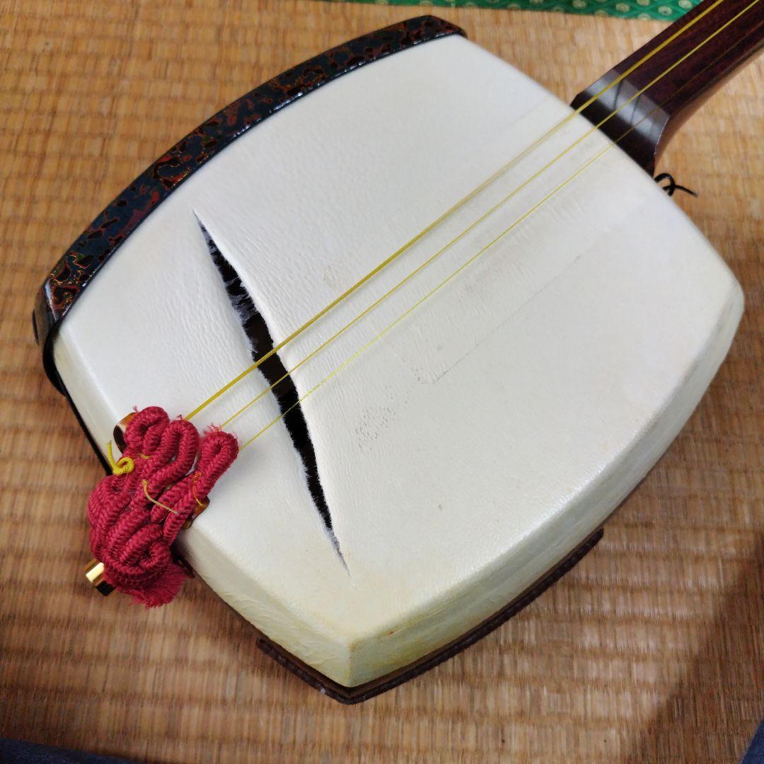 【引取り限定】三味線本体 亀裂あり 白色