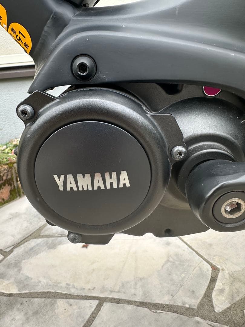 電動アシスト自転車　クロスバイクYPJ-C 2台THULEサイクルキャリア2台