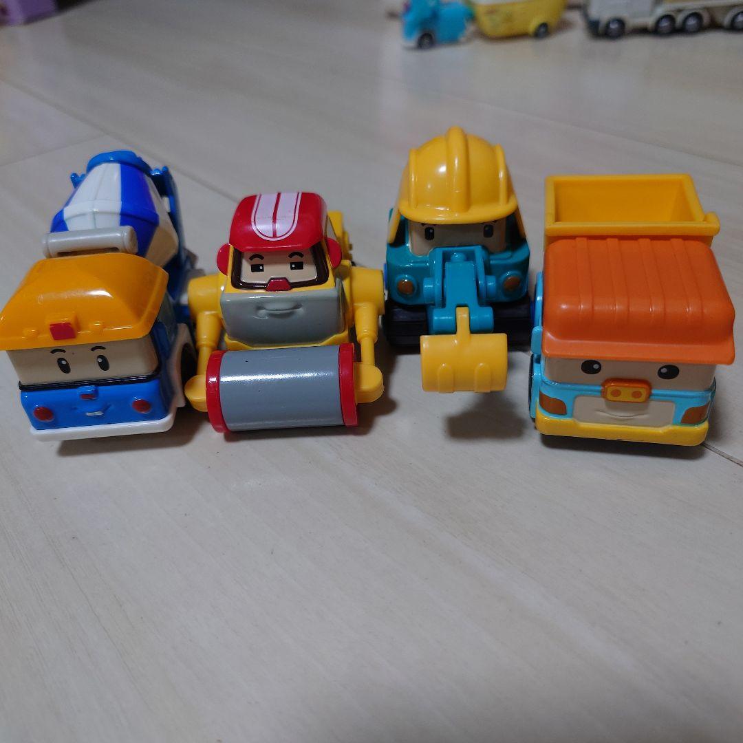 ロボカーポリー　変身変形ロボット　ダイキャスト　ミニカー　スクールビー　収納