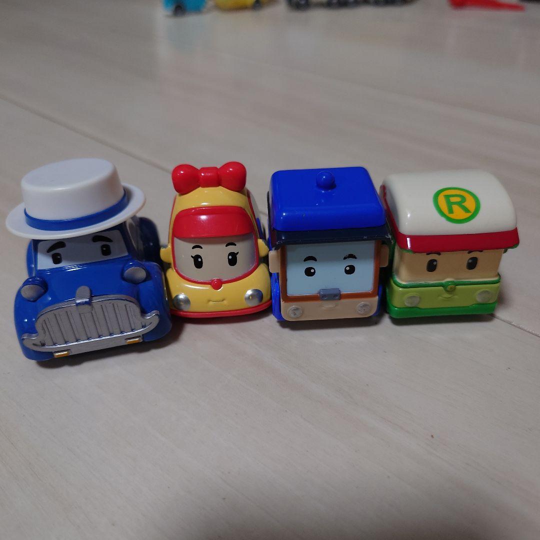 ロボカーポリー　変身変形ロボット　ダイキャスト　ミニカー　スクールビー　収納
