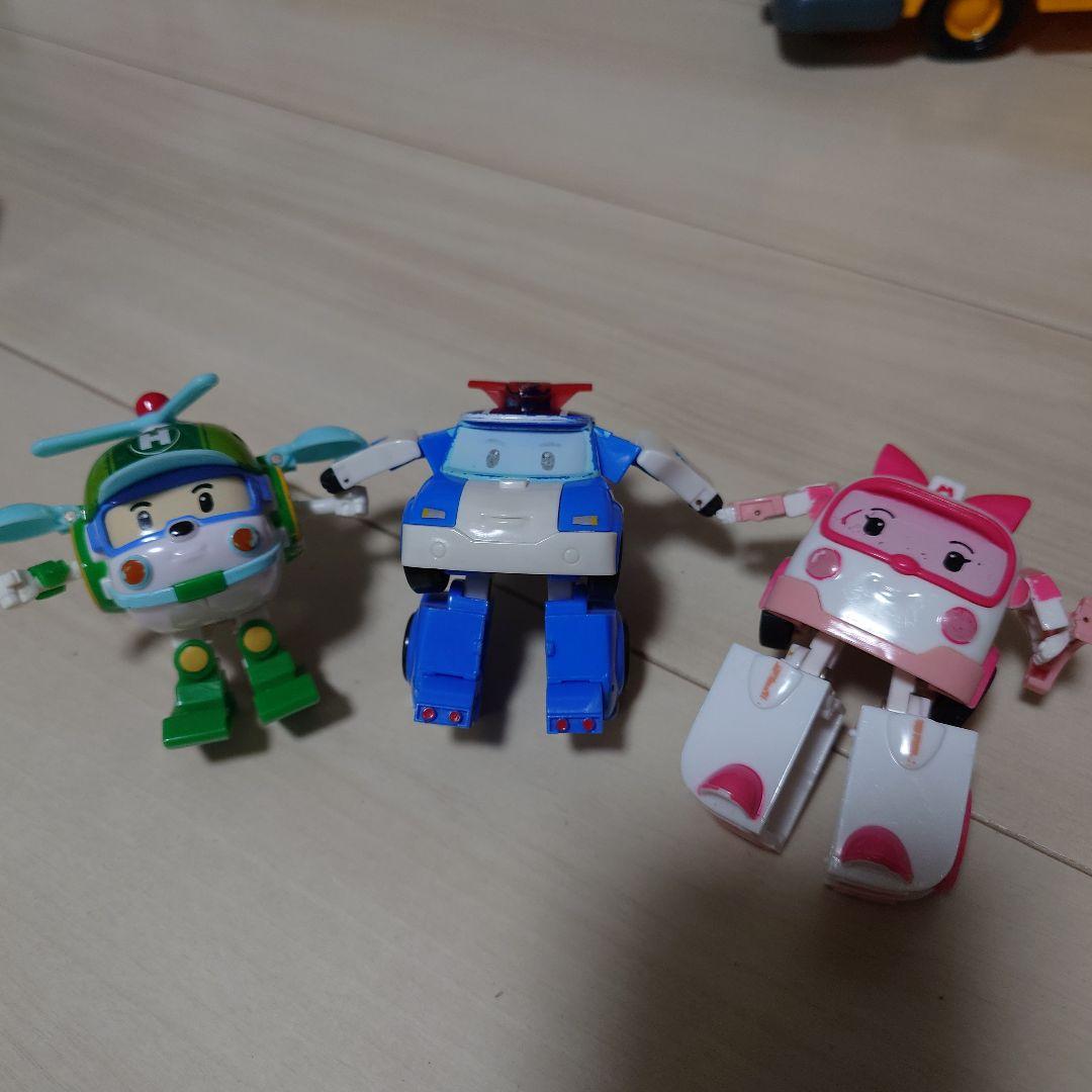 ロボカーポリー　変身変形ロボット　ダイキャスト　ミニカー　スクールビー　収納