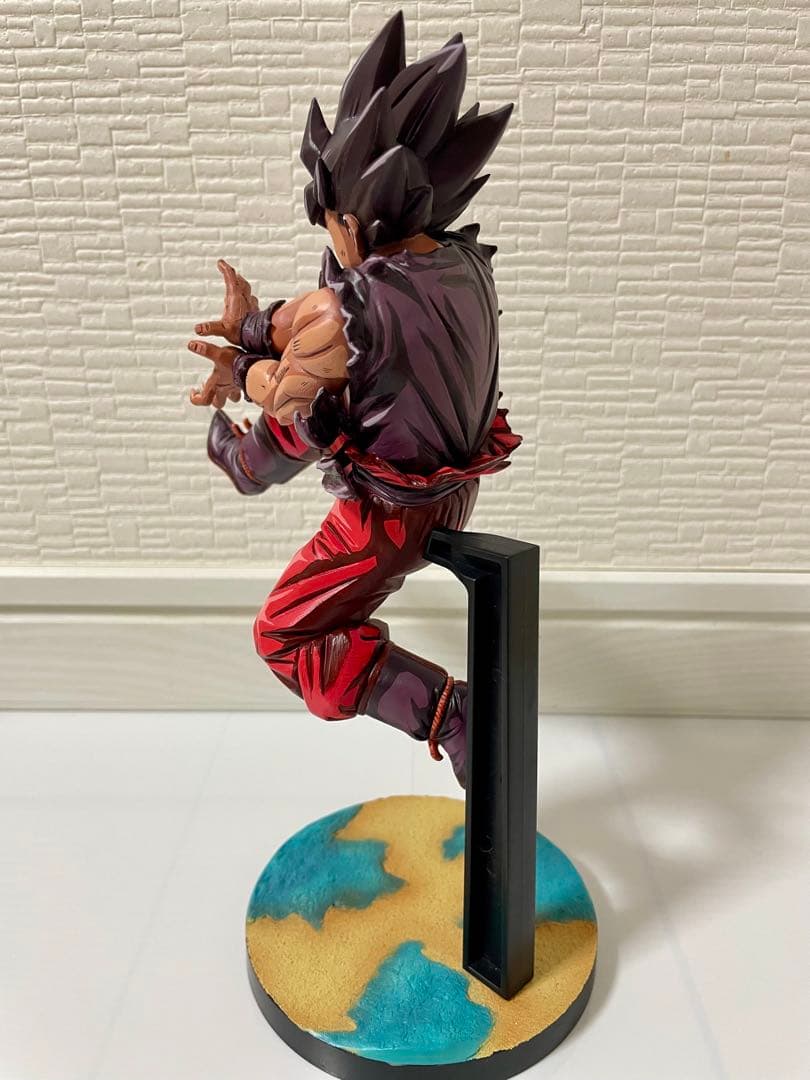 ドラゴンボール フィギュア 孫悟空 界王拳風 リペイント 二次元塗装