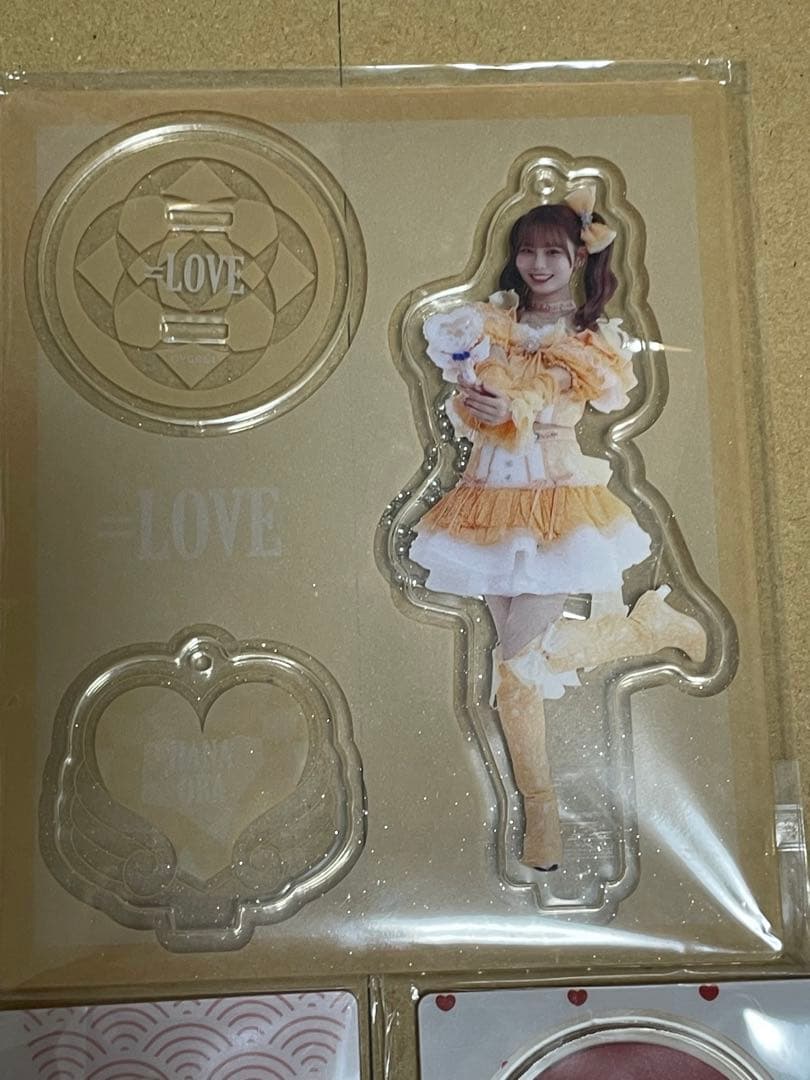 =LOVE 大場花菜 アクリルスタンド 3種