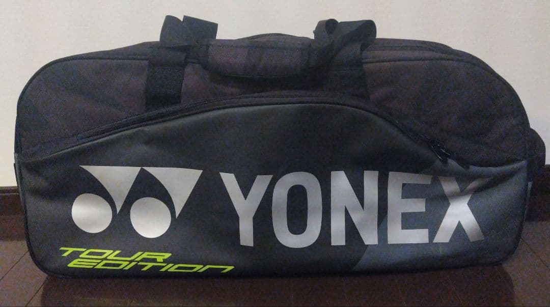 YONEX バドミントンバッグ　トーナメントバッグ　ラケットバッグ