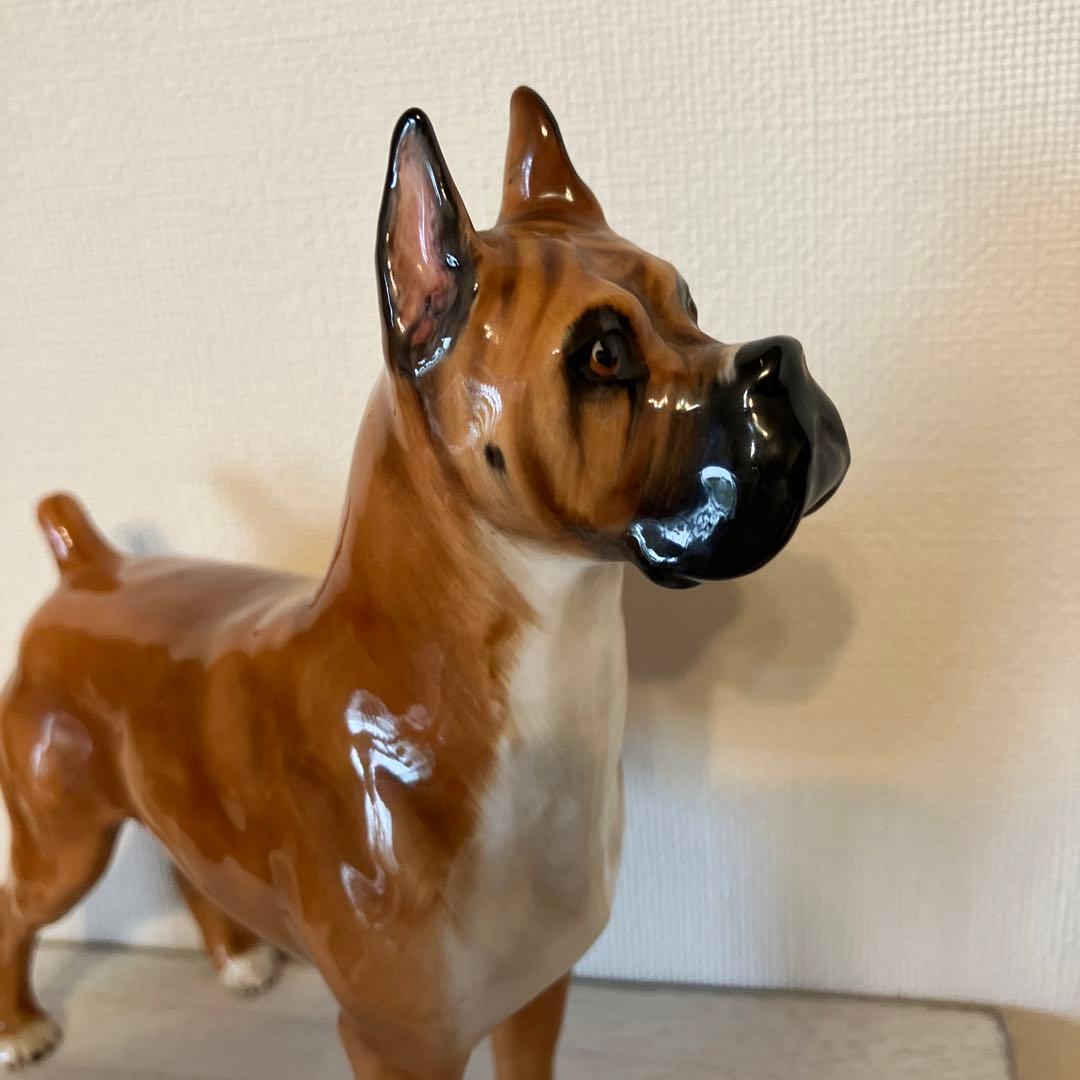ロイヤルドルトン　ボクサー　陶器　英国製　ビンテージ　フィギュリン　犬