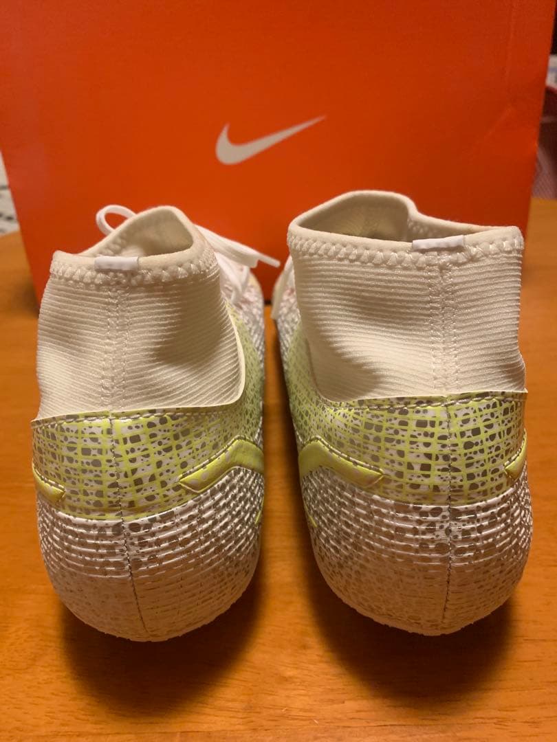 Nike サッカースパイク　SUPERFLY8 ACADEMY AG 26.5