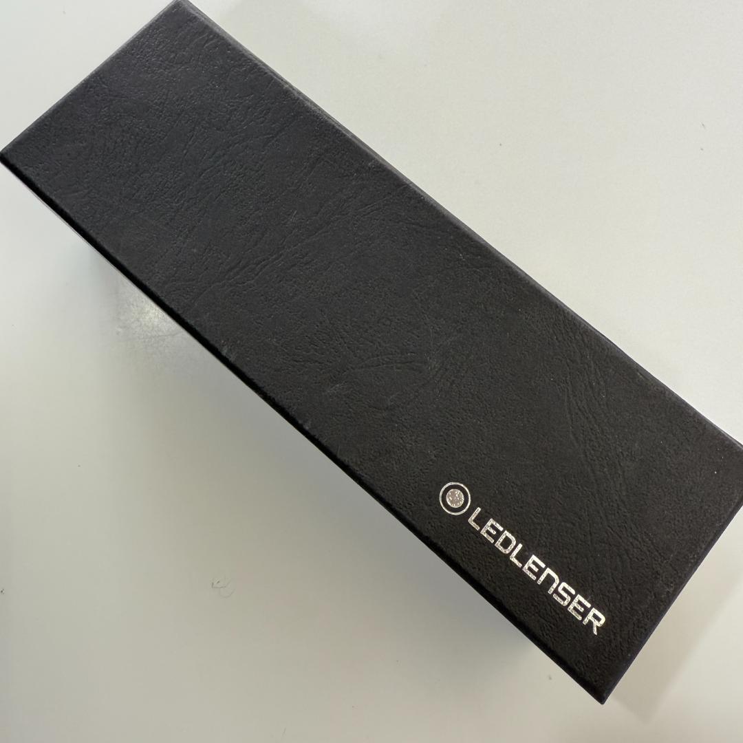 Ledlenser P6 LEDフラッシュライト 開封済未使用品