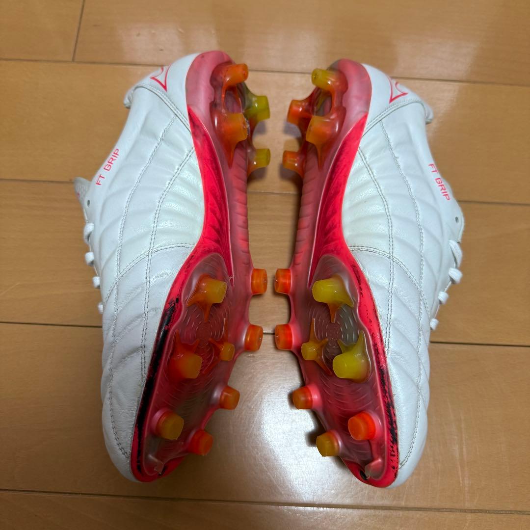 【最終値下】ミズノ サッカースパイク レビュラカップJAPAN 26cm