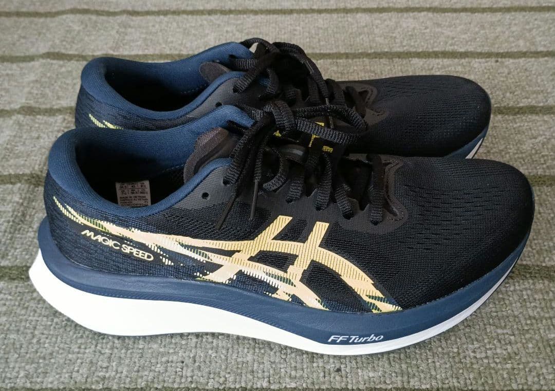 ASICS MAGIC SPEED 4 マジックスピード4【26.5㎝】