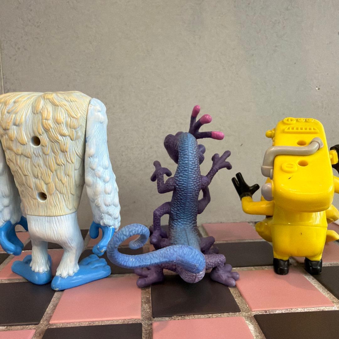 モンスターズインク　5体　ディズニー　ピクサー ファギュア