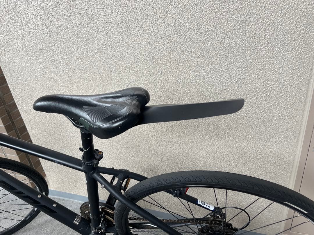 MERIDA 黒クロスバイク ass saver 3枚付き　手渡し北千住付近