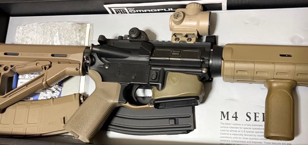 内外カスタム　総額10万↑ 東京マルイ　次世代電動ガン　M4A1 CARBINE