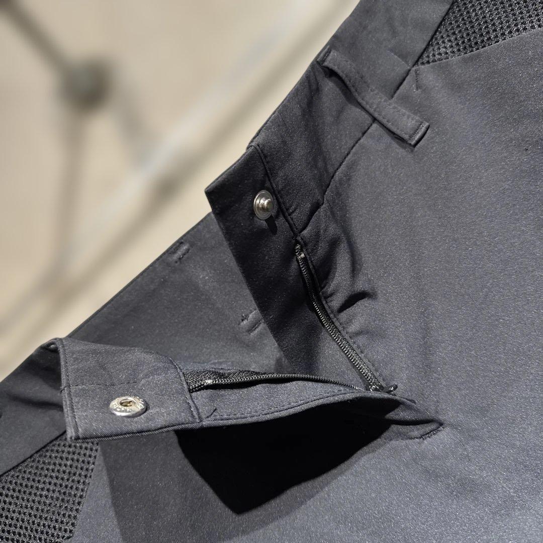美品 DESCENTE golf ストレッチツイル インナーパンツ付 スカート